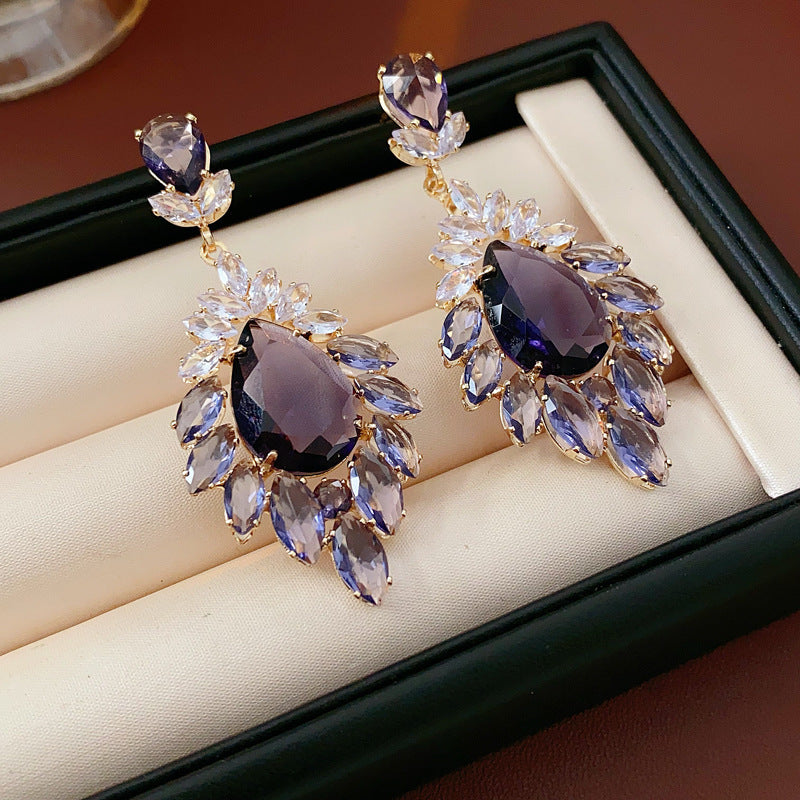 Women's Palace Style Sier Flower Light Luxury High-grade Design Sense Earrings