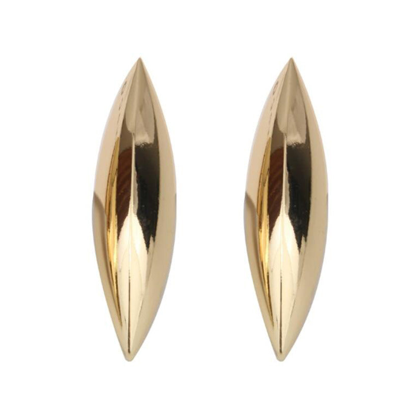 Exaggerated Metal Tapered Plain Surface Dangle Light Luxury Earrings