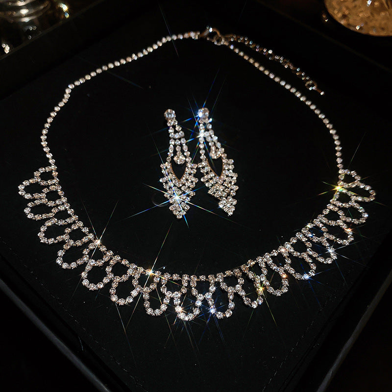 Diamond Geometric Suite Light Luxury Clavicle Jewelry Set