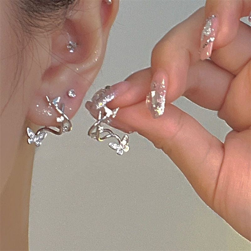 Cold Butterfly Asymmetric Temperament Simple Light Earrings