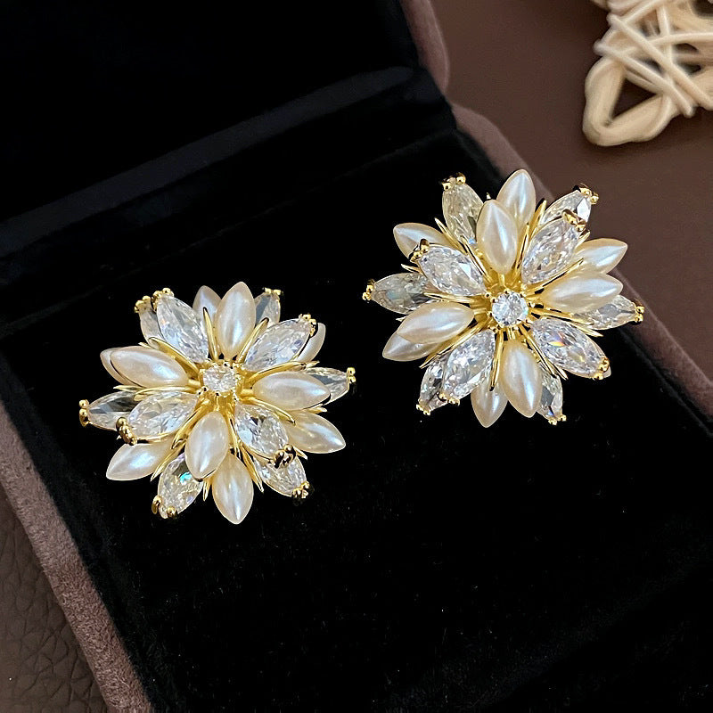 Women's Sier Needle Flower Color Zircon Mori Sweet Fashion Earrings