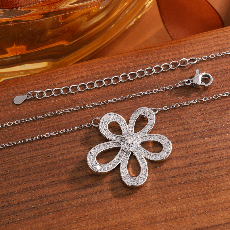 High-grade Light Luxury Full Diamond Flower Niche Feel Necklace