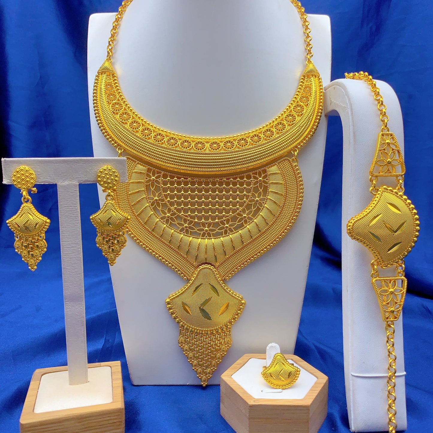 Innovative New Women's Gold-plated Bridal Indian Rings