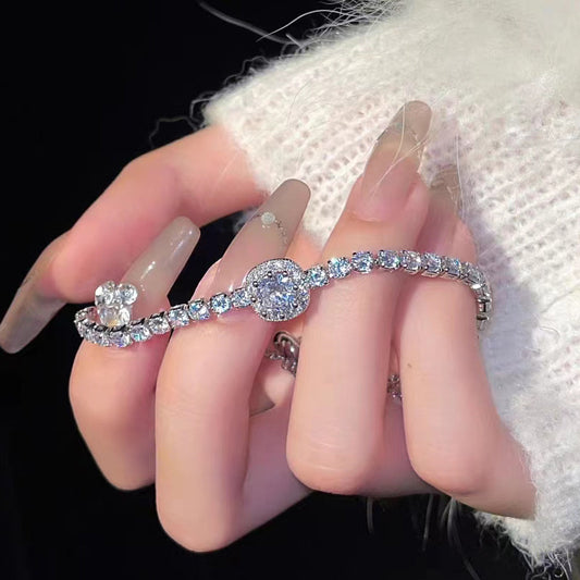 Luxury High-grade Square Refined Zircon Fashionable Simple Elegant Bracelets