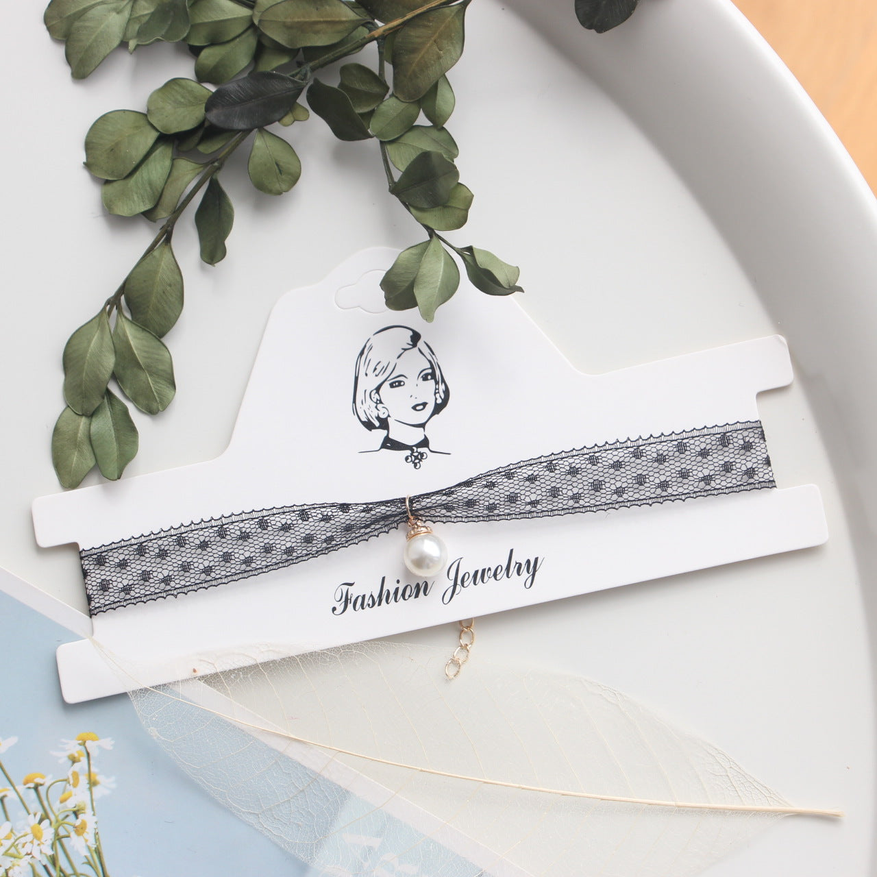 Heart-shaped Lace Style Bow Neckband Clavicle Collar