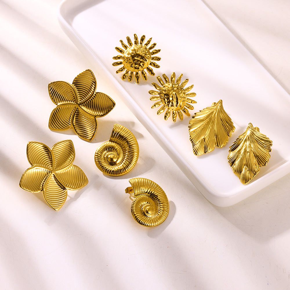 Exaggerated Stainless Steel Golden Flower Female Petal Rings