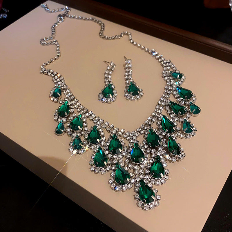 Diamond Geometric Suite Light Luxury Clavicle Jewelry Set