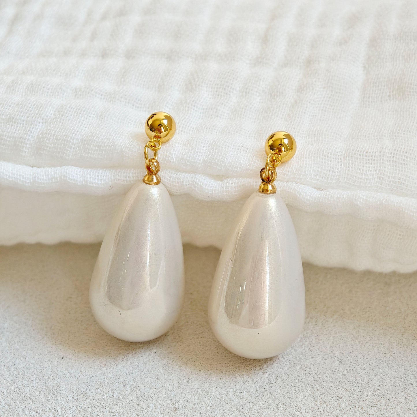 Water Drop Pearl Cream Elegant Fashion High Sense Temperament Wild Earrings