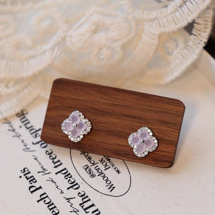 Women's Leaf Clover Ear Light Luxury High-grade Flower Stud Earrings