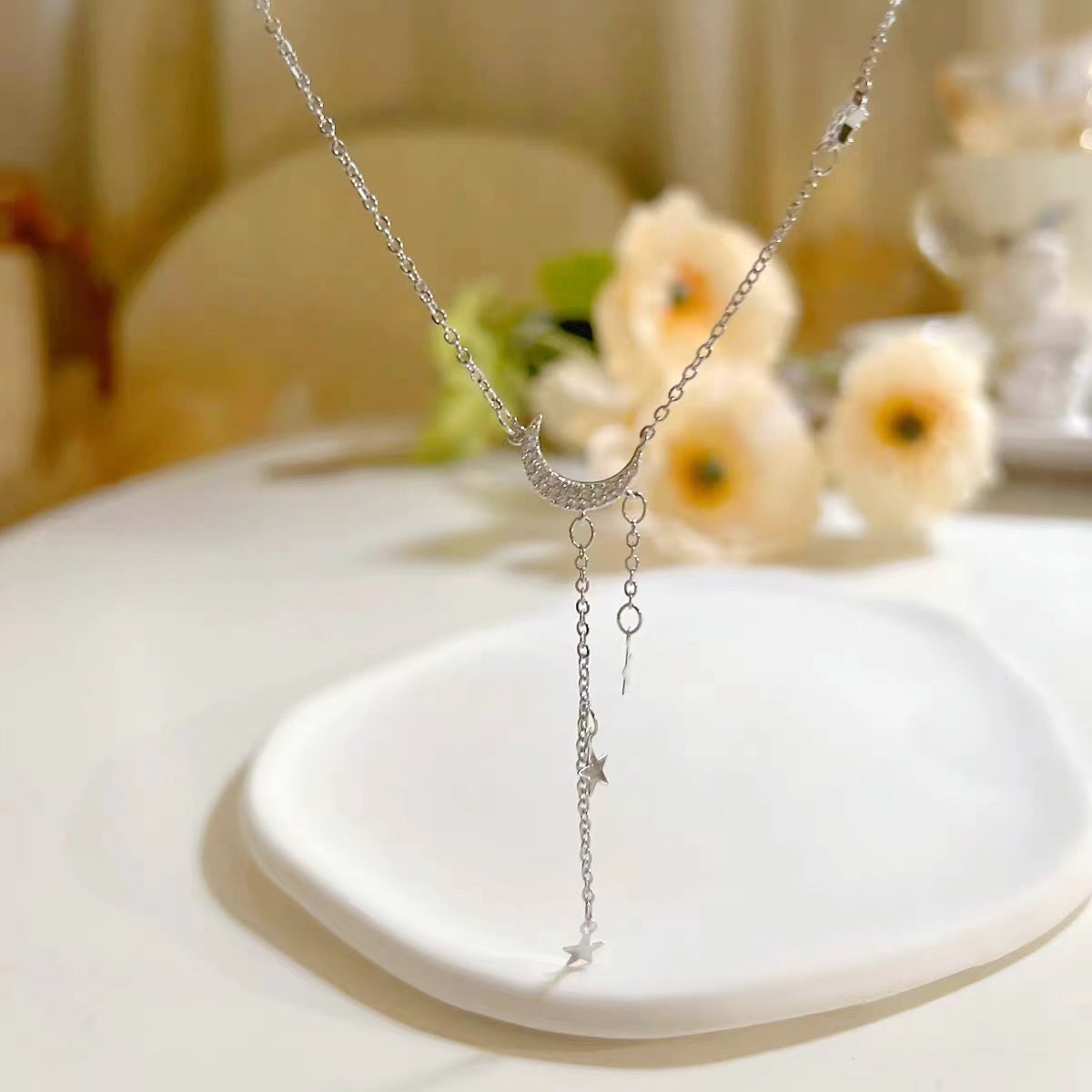 Moon Female Tassel Niche Design Advanced Light Luxury Personality Necklace