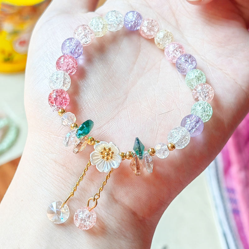 Camellia Little Daisy Crystal Girlfriends Color Glass Chipping Bracelet