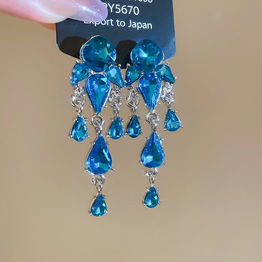 Women's Style Banquet Luxury Geometric Water Drop Light High-grade Party Earrings