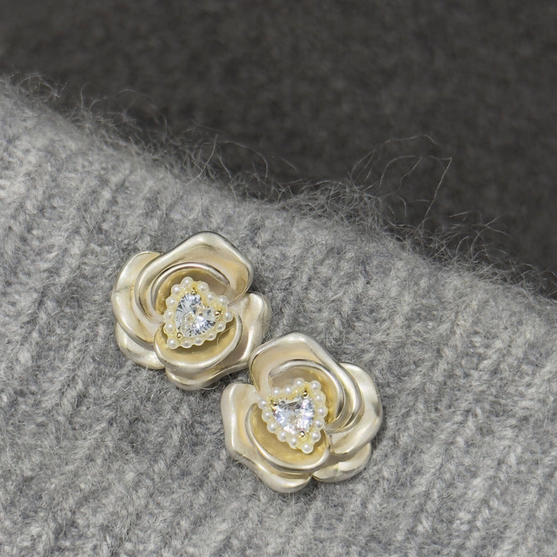 Women's Pearl Light Luxury High-grade Special Interest Fashion Stud Earrings