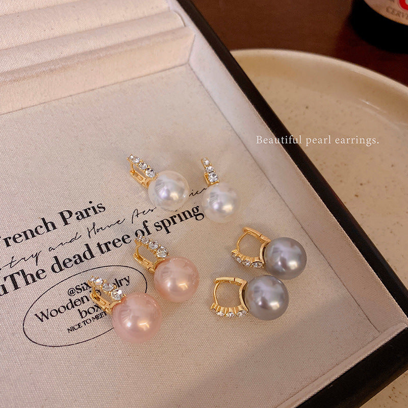 Women's Style Pearl Light Luxury French Minority High-grade Sense Earrings