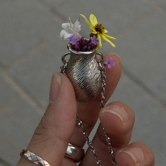 Vase Long Niche Design Sweater Chain Necklaces