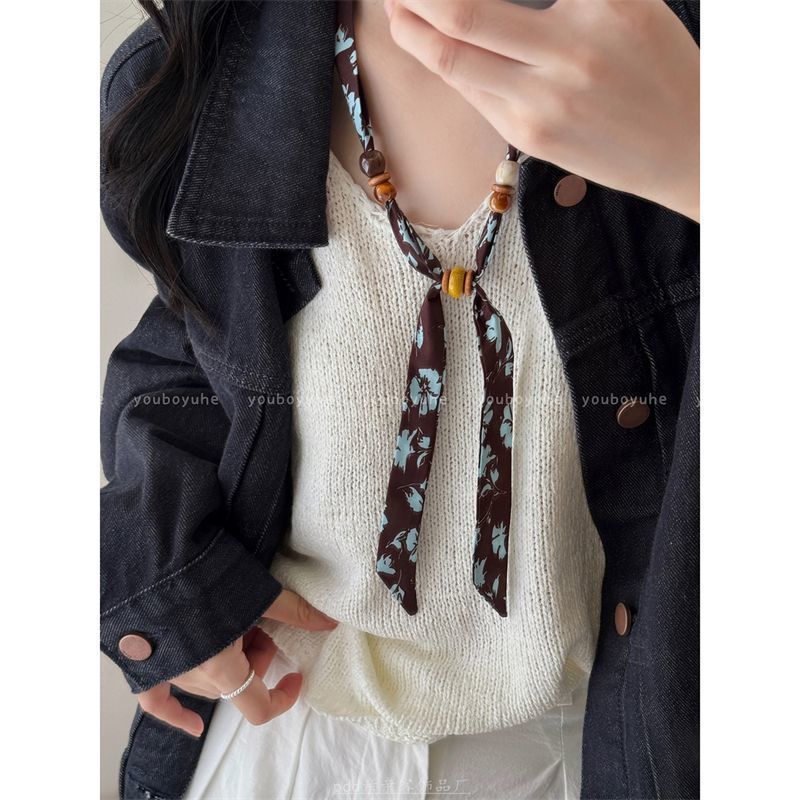 Color Green Shivering Scarf Female Niche Pull-out Long Sweater Chain Necklace