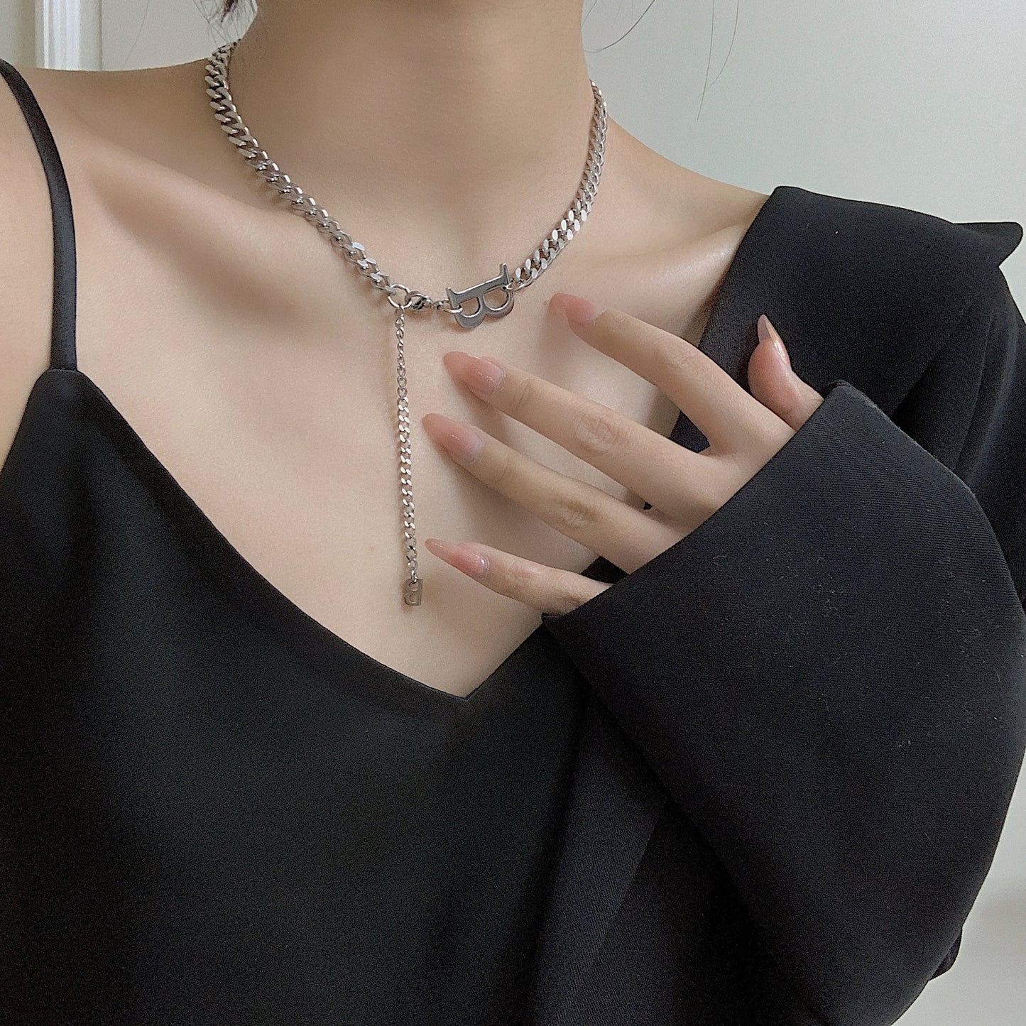 Does Not Fade Cool Female Tide Personalized Necklaces