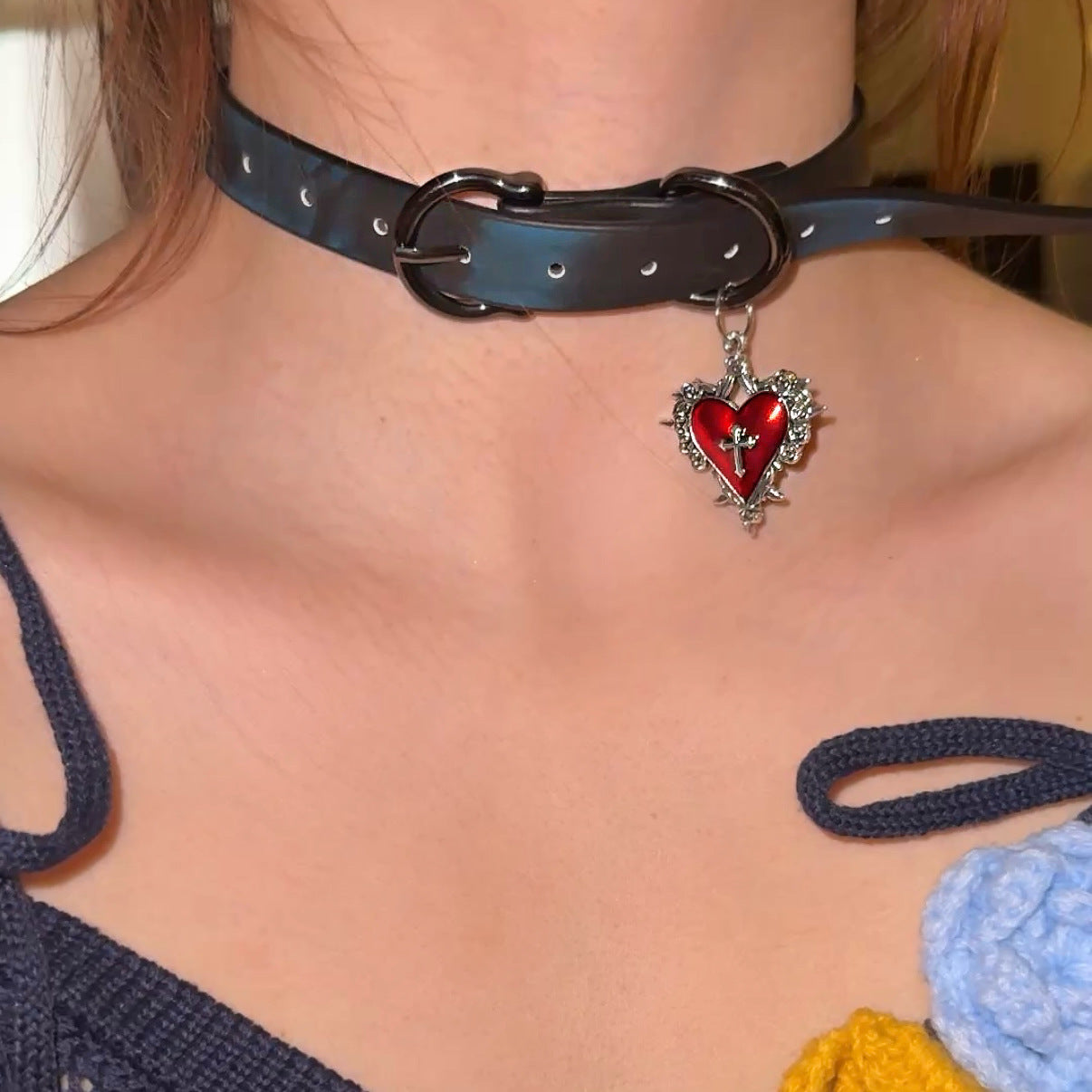 Women's Warm Color Changing Leather Hot Senior Clavicle Collar