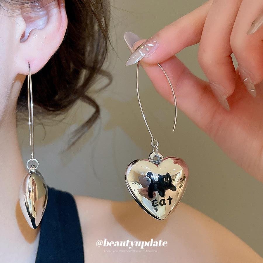 Heart-shaped Sweet Cool Printed Ear Hook High-grade Unique Beautiful Niche Earrings