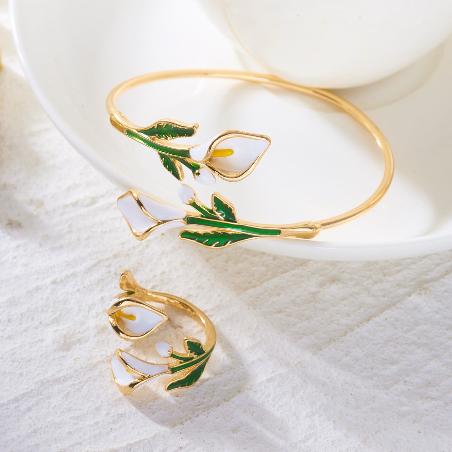 French Romantic Oil Dripping Red Rose Flower Design Light Luxury Bracelets