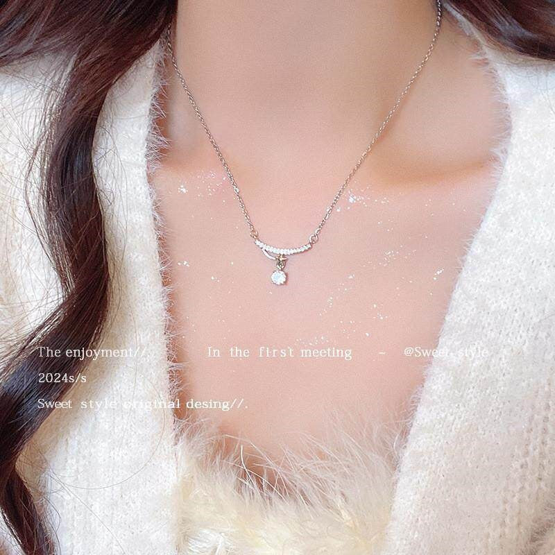 Women's Wind Clavicle Chain Design Love High-grade Necklace