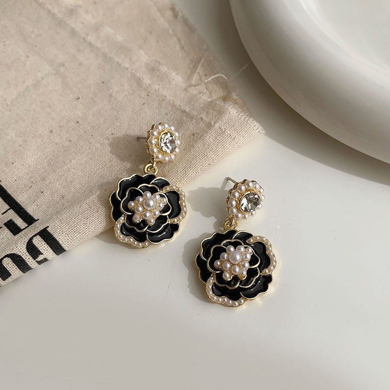 Women's Enamel Dripping Butterfly Retro Easy Matching Earrings