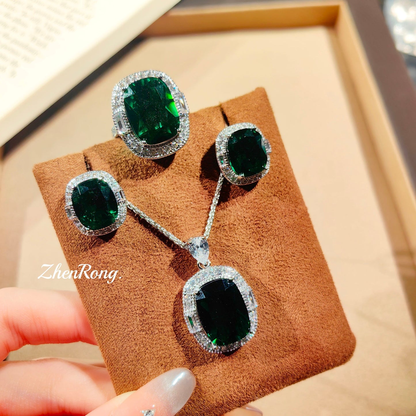 Women's Apple Green Diamond Emerald Colored Gems Pendants