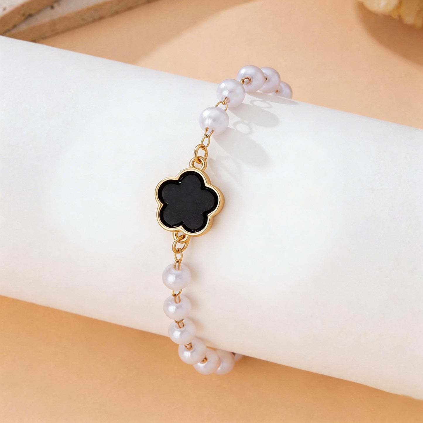 Luxury High Sense Flower Female Simple Niche Bracelets