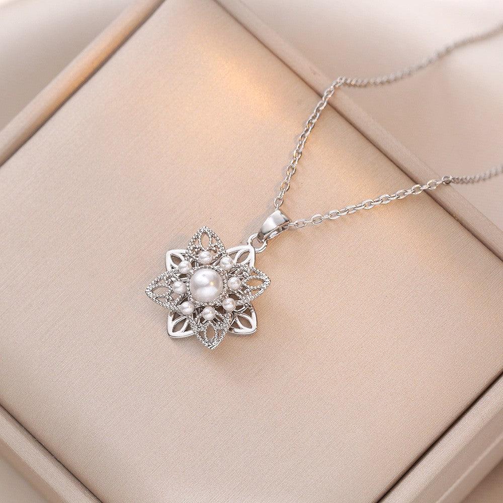 Women's Colorful Flower Titanium Steel Clavicle Chain Necklace