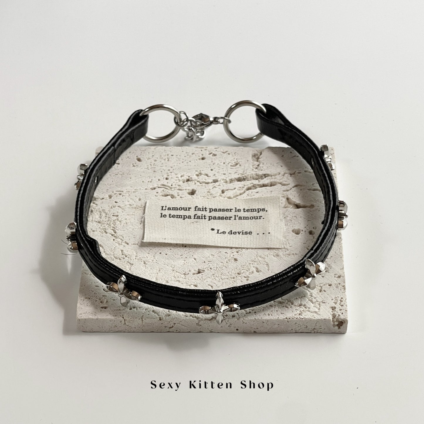 Men's Style Metal Cross Female Niche High-grade Necklaces