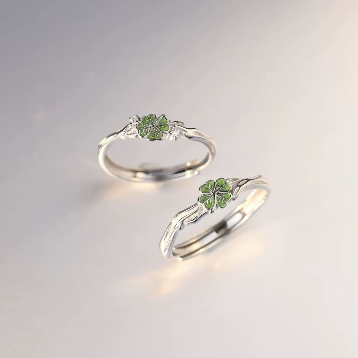 Women's & Men's Clover Couple One Pair Design Light Luxury Valentine's Day Gift Ring