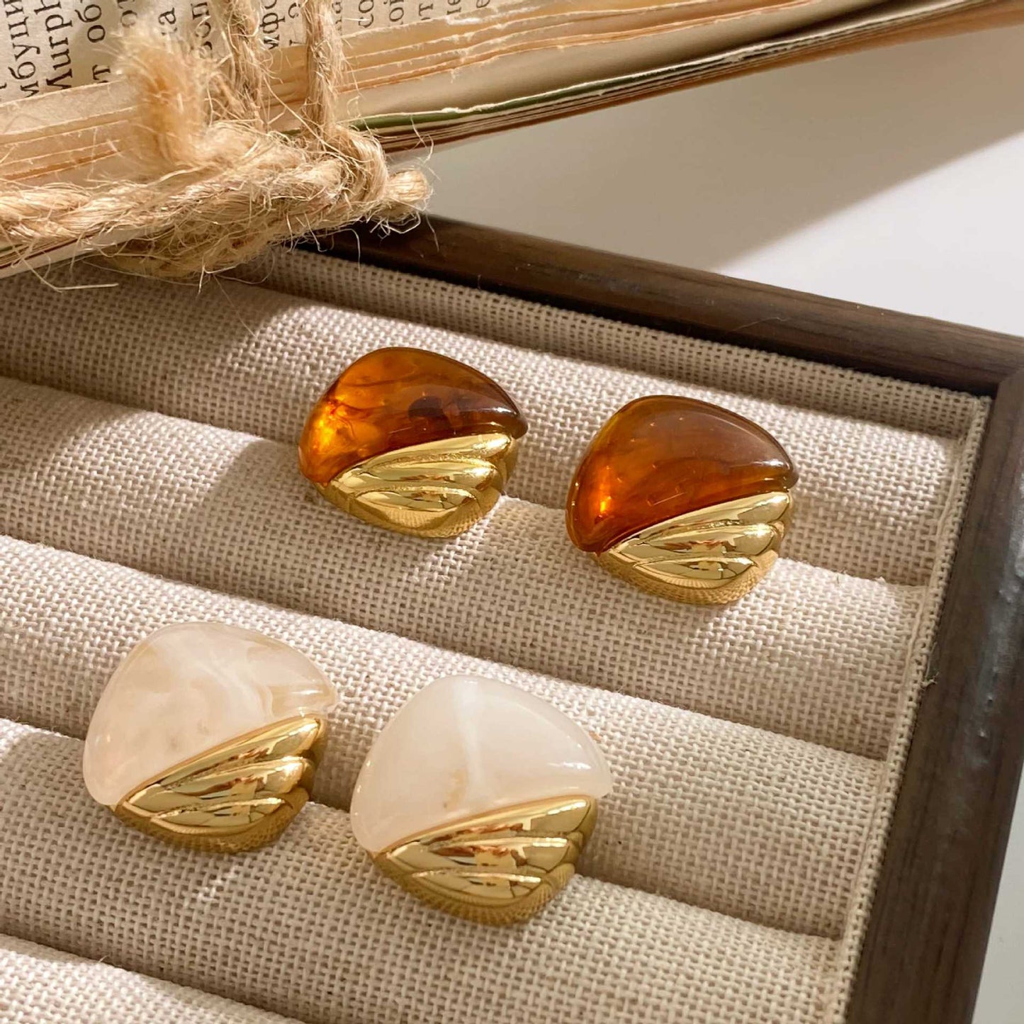 Design Irregular Geometric Light Luxury Commuter Earrings