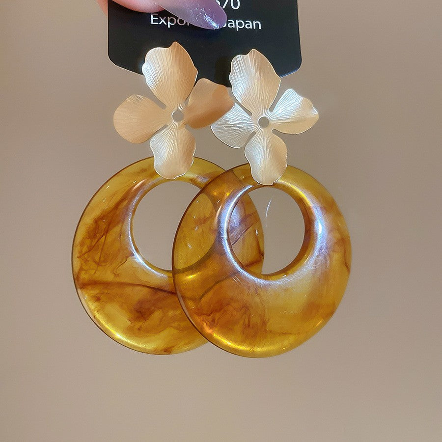 Women's Round Flower Vintage Ethnic Style Ear Niche Rings