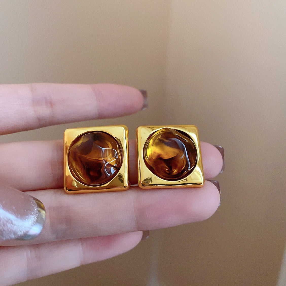 Women's Needle Geometric Irregular Resin Fashionable Retro Earrings