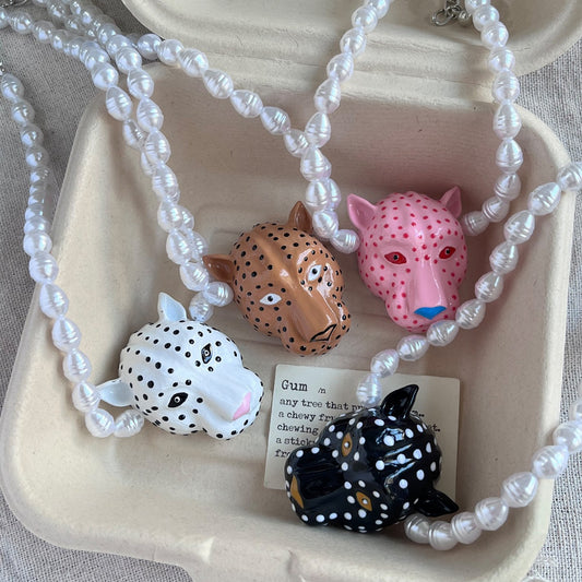 Women's Style Enamel Leopard Head Temperament Stringed Pearls Clavicle Chain Necklace