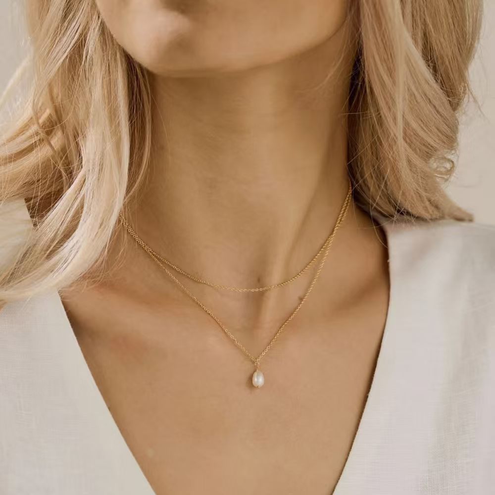 Women's Pearl Niche Style Oval Shell Simple Necklaces