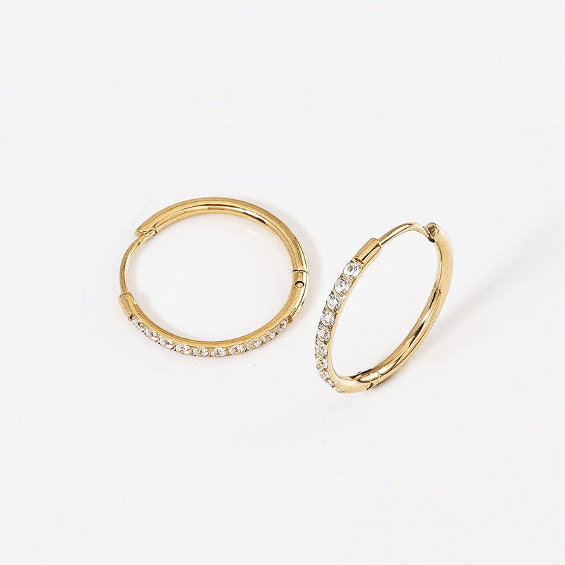 High Quality Carved Stainless Steel Studded With Zircon Titanium Earrings
