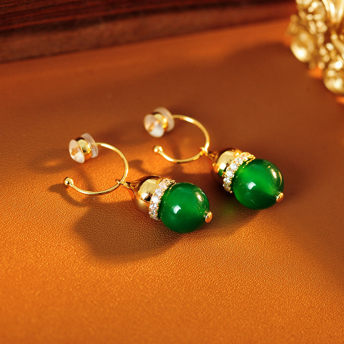 Women's Plating Chalcedony Pearl Ear Hook French Retro Flow Light Style Earrings