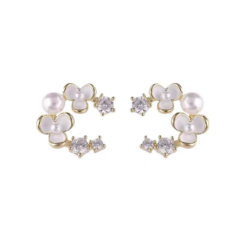 Women's Pearl Flower Elegant No Ear Piercing Earrings