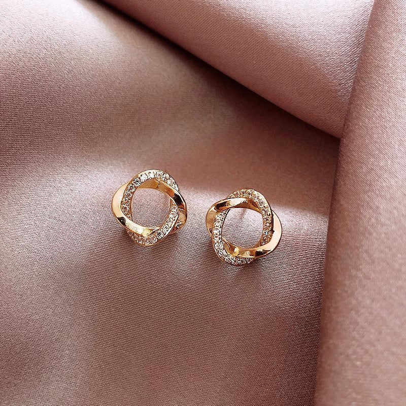 Quality Sier Korean Style Simple Light Stud Earrings