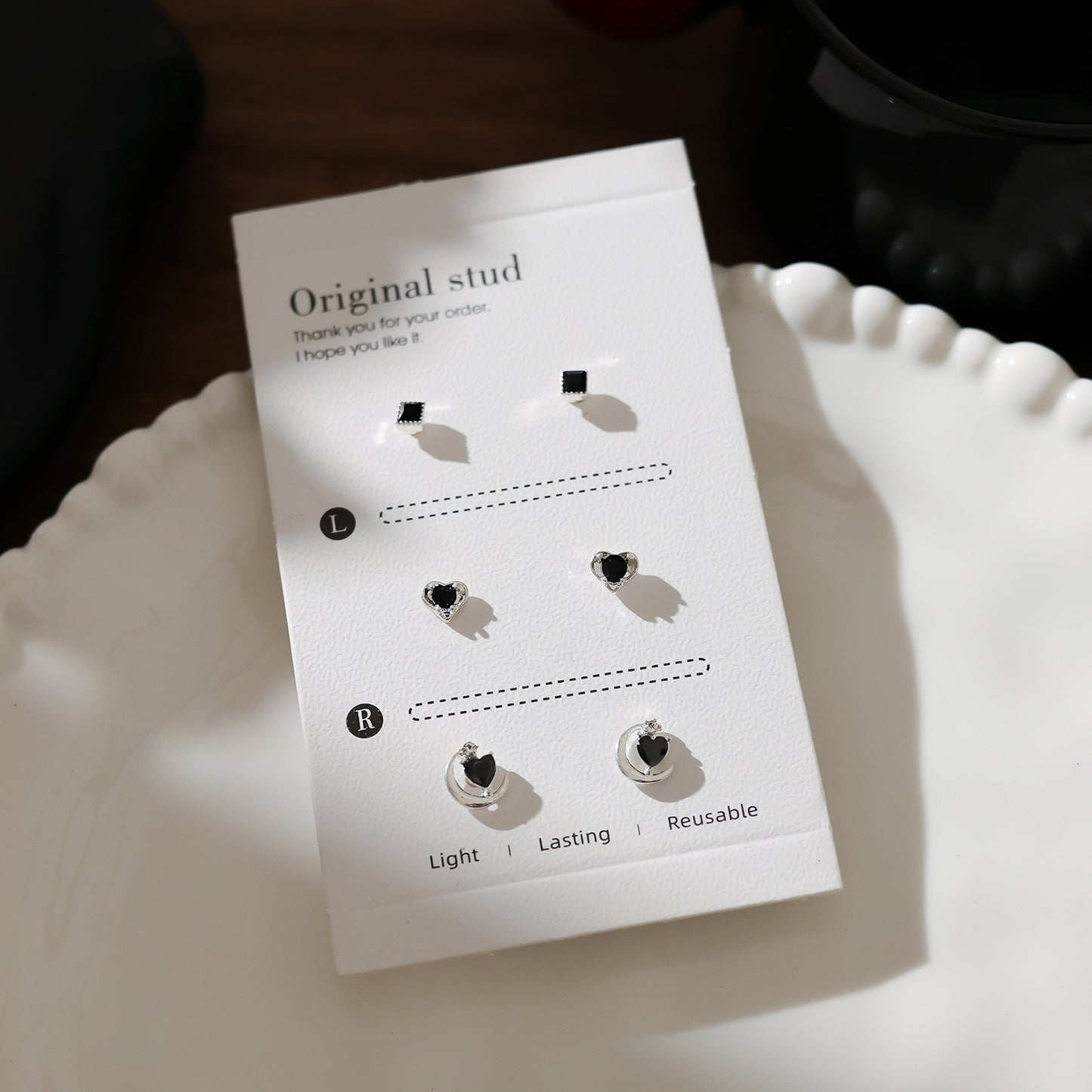 Elegant Black Series Earings Simple Personalized Stud Earrings