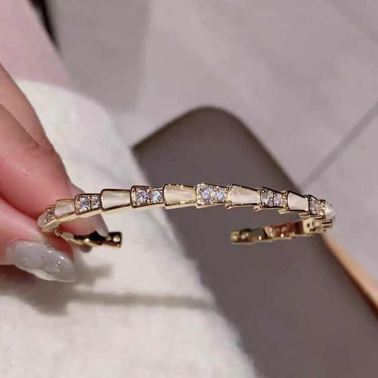 Women's Design High-grade Opal Snake-shaped Open-ended Rhinestone Textured Bracelets