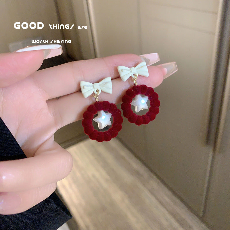 Women's Needle Christmas Style Cute Asymmetric Small Exquisite Earrings