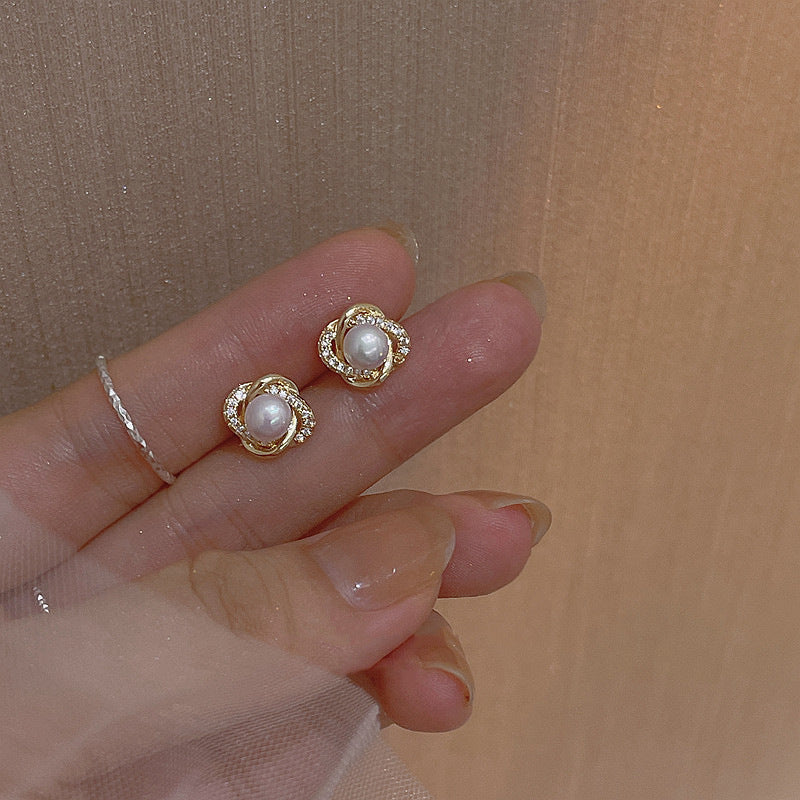 Women's One Style For Pearl High Sense Light Luxury Earrings
