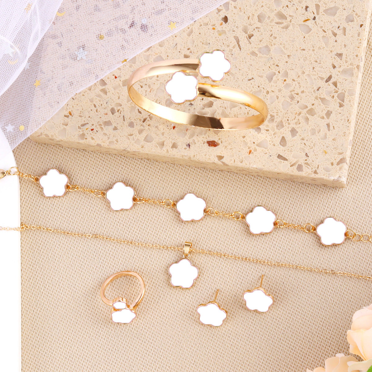 Korean Style Five Leaf Flower Fashion Lucky Ear Jewelry Set