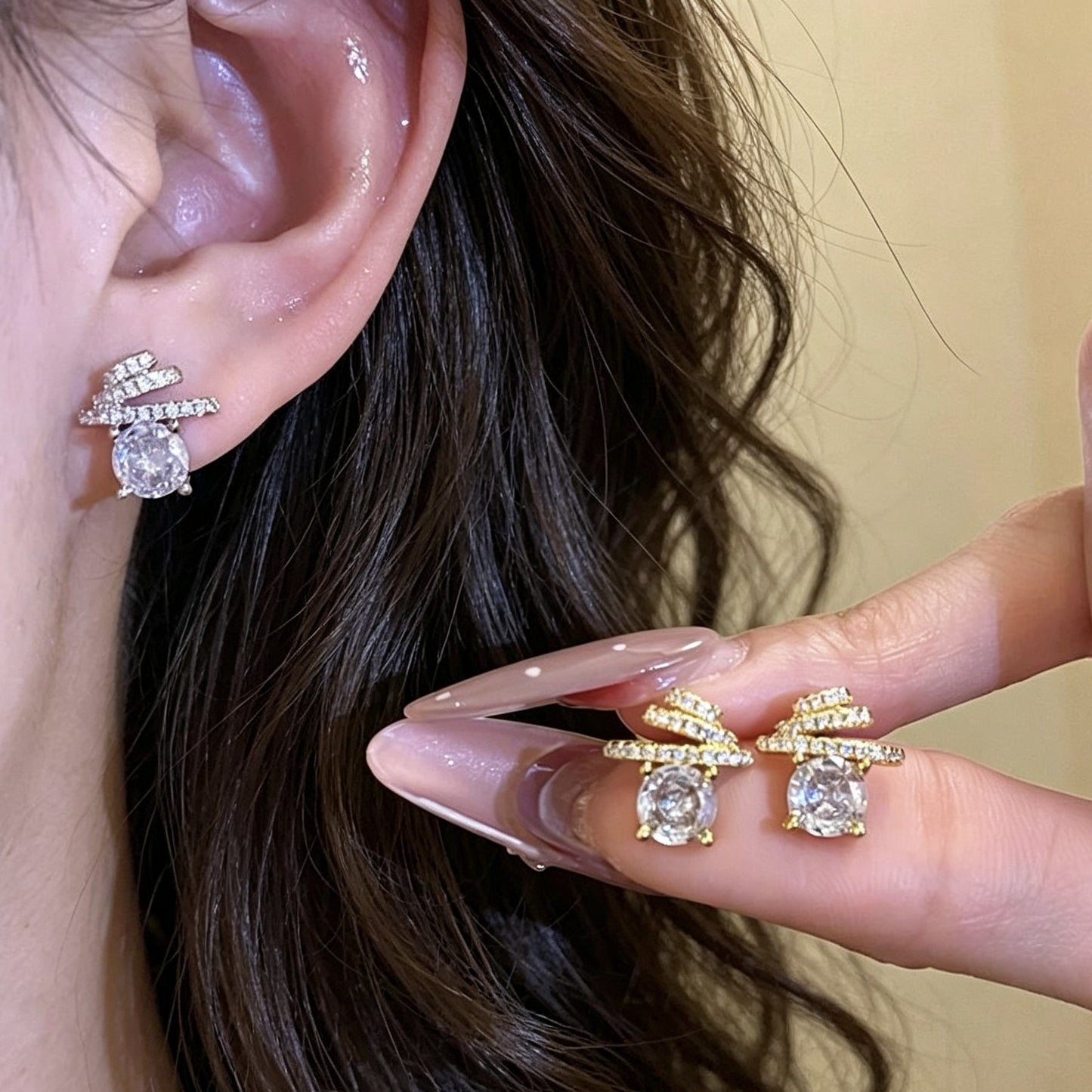 Daily Ear Exquisite Fashion Unique Rhinestone Light Luxury Small Earrings