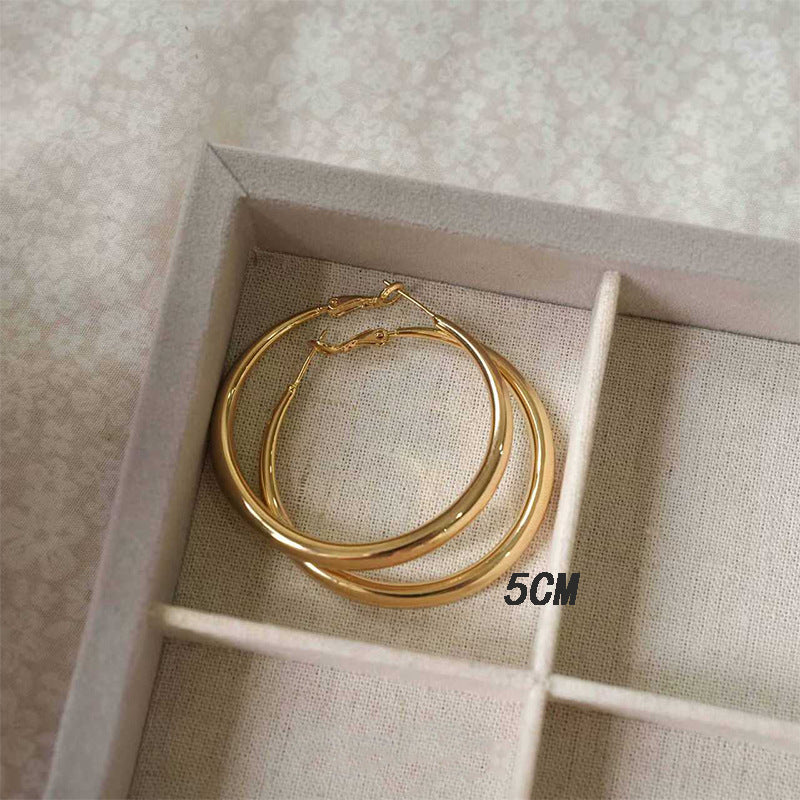 Women's High-grade Style Beautiful Circle Metal Large Simple Round Ear Earrings