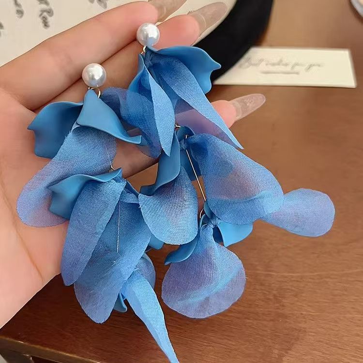 Women's Style Flower Pearl Eardrops Seaside Atmosphere Show Face Rings