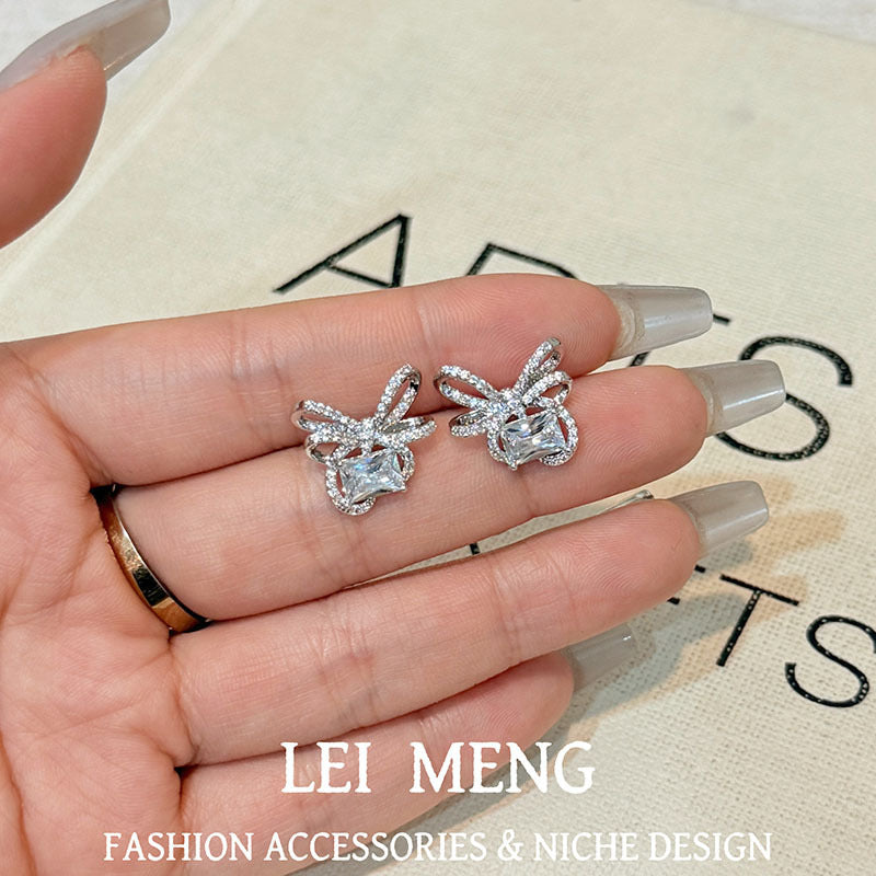 Micro Inlaid Zircon Bowknot Pearl Super Simple Stud Earrings