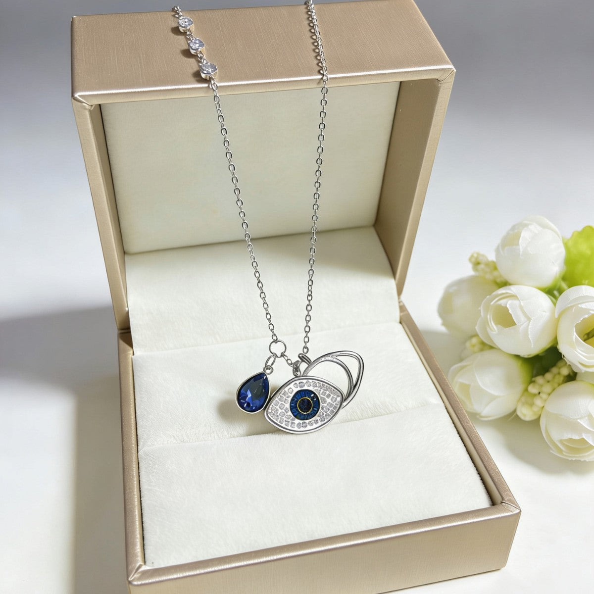 Body Titanium Steel Fashion Devil's Eye Clavicle Necklace